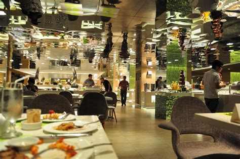 Midas Cafe .